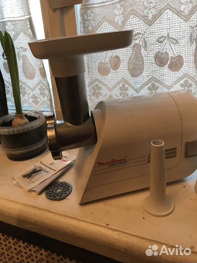 Мясорубка/овощерезка/соковыжималка Moulinex HV3