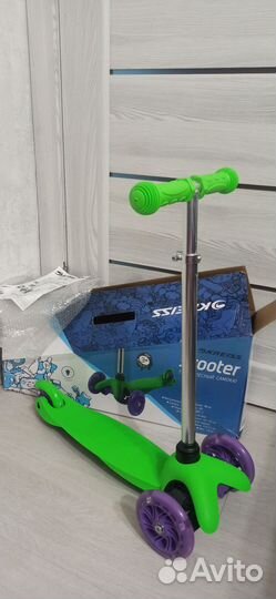 Самокат детский новый