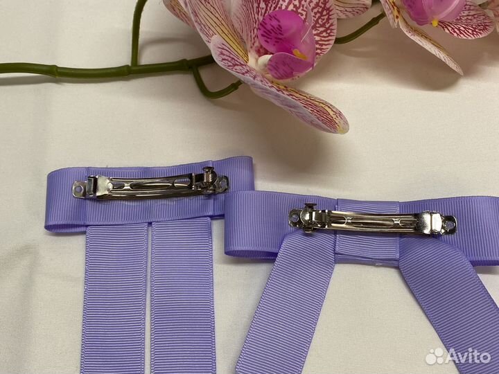 Заколки и галстук