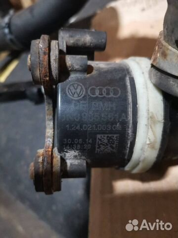 Насос антифриза дополнительный Volkswagen Passat