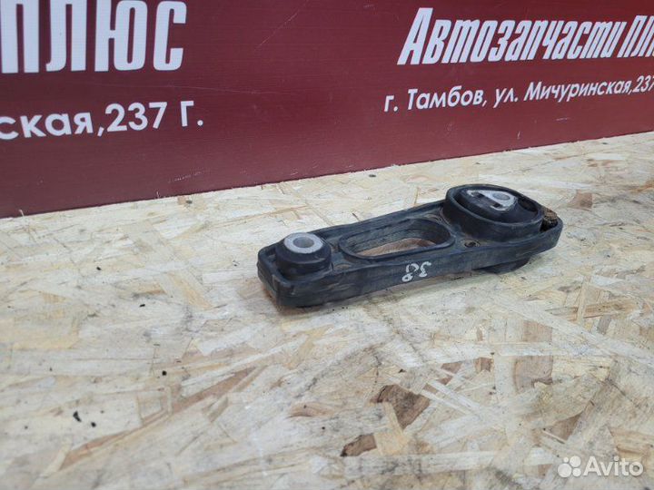 Опора двигателя задняя Nissan Terrano