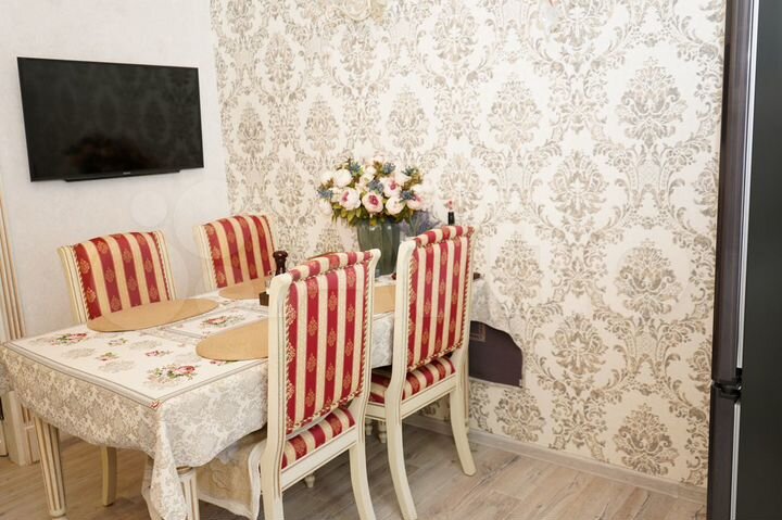 3-к. квартира, 73 м², 3/10 эт.