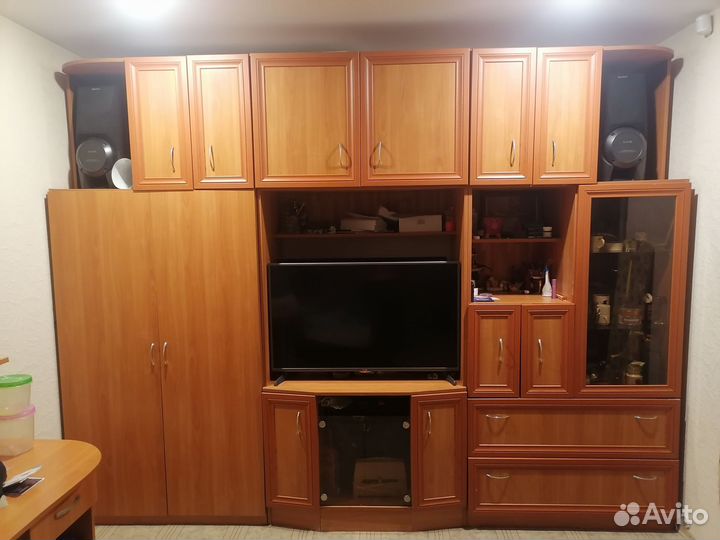 Стенка горка в зал бу