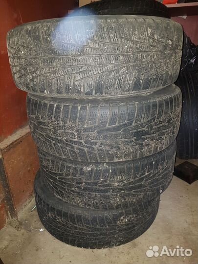 Комплект оригинальных дисков с резиной 205/60 R16