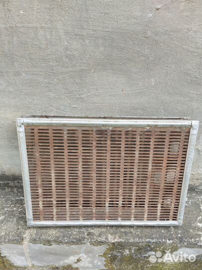 Изолятор для пчелиных маток