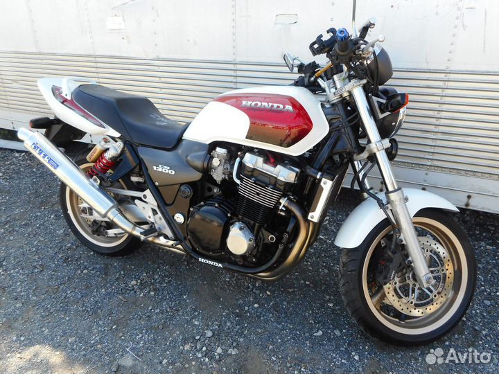 Honda CB1300SF No. B10862