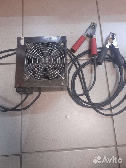 Автомобильное зарядное устройство для акб