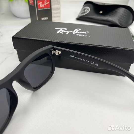 Солнцезащитные очки Ray Ban новинка