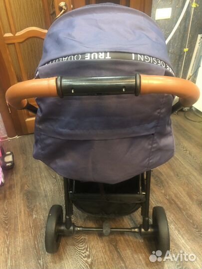 Коляска прогулочная