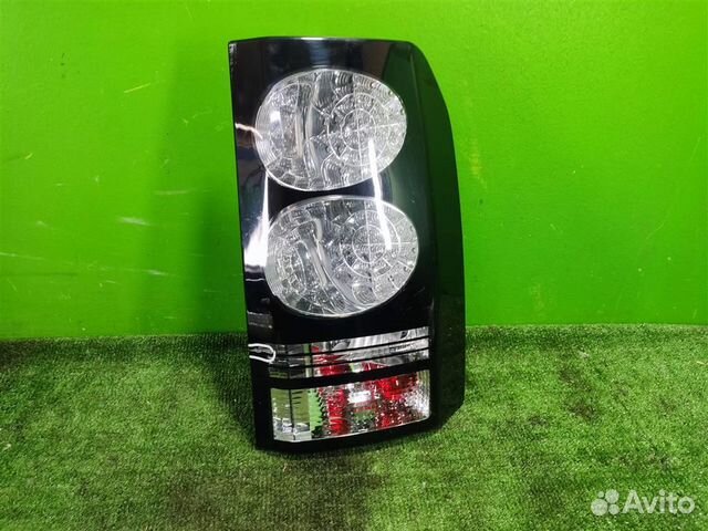 Фонарь задний наружный правый Land Rover Discover