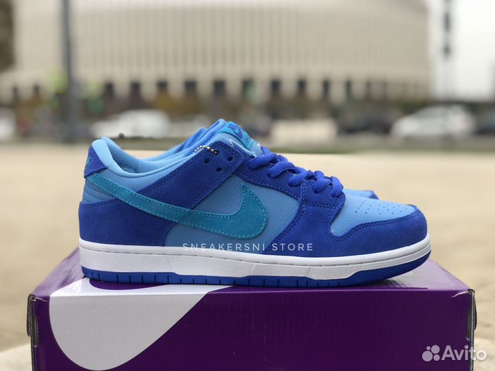 Кроссовки Nike SB Dunk Low Blue Raspberry