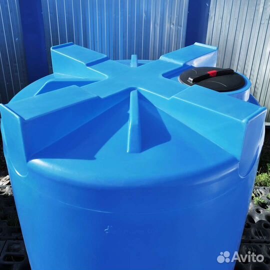 Бак для воды Емкость пластиковая пищевая 3 куба