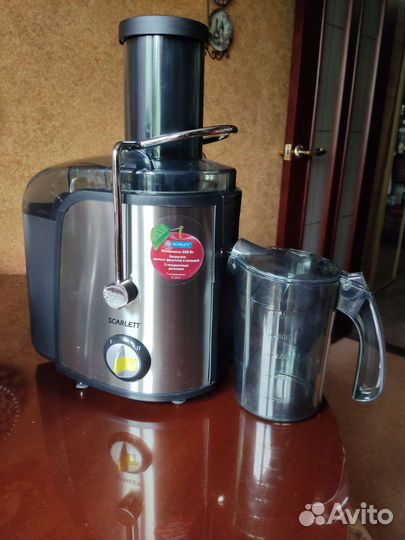 Соковыжималка Scarlett SC 014 новая