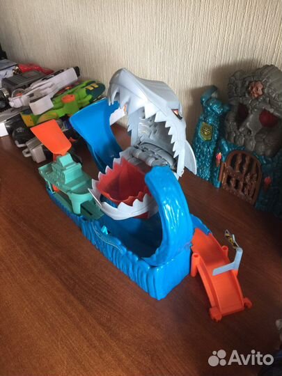 Треки Хот Вилс -Акула, Кобра, Весы, и другие