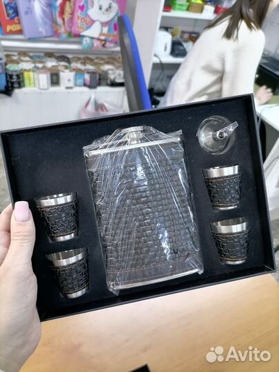 Фляжки в подарок