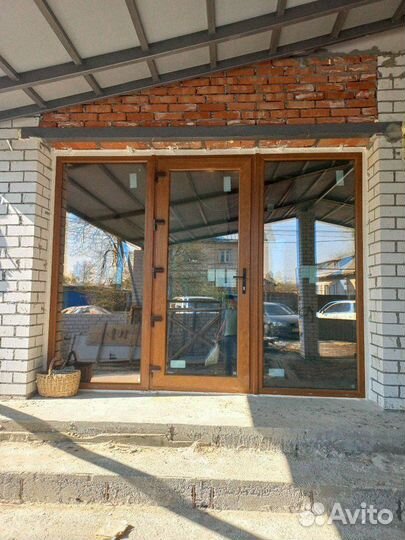 Дверь входная в частный дом