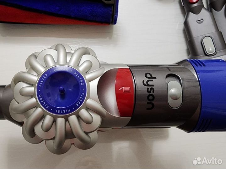 Беспроводной пылесос dyson бу