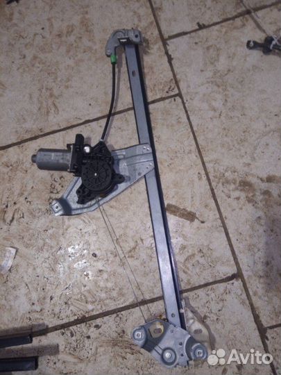 Стеклоподъемник передний левый Renault Espace 3 JE