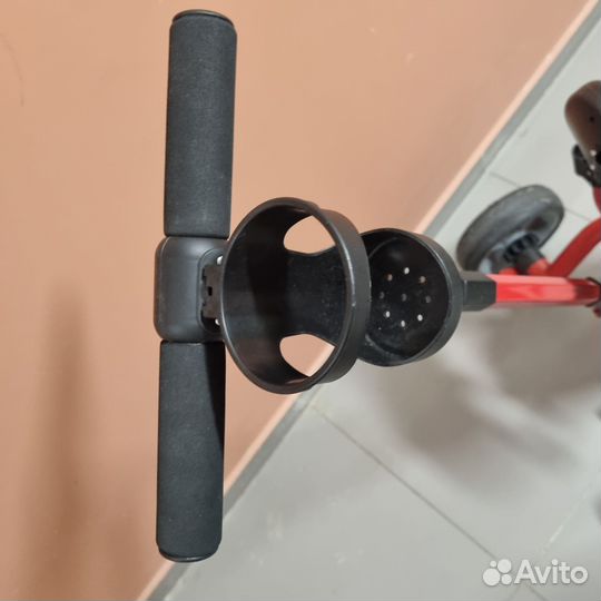 Детский велосипед с родительской ручкой