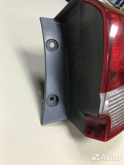 Фонарь задний наружный правый Хэтчбек Kia Rio