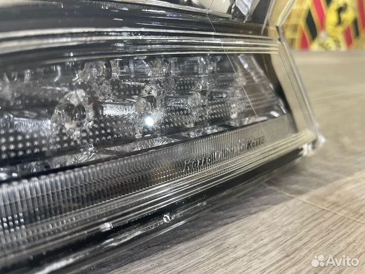 Фонарь задний левый Toyota Camry V70 S-Edition нов