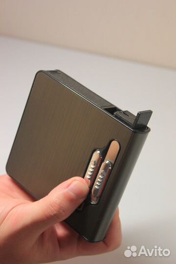 Портсигар с импульсной зажигалкой