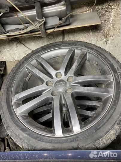 R20 Hankook I'Pike RW11 275/40, PCD 5x130 DIA 10