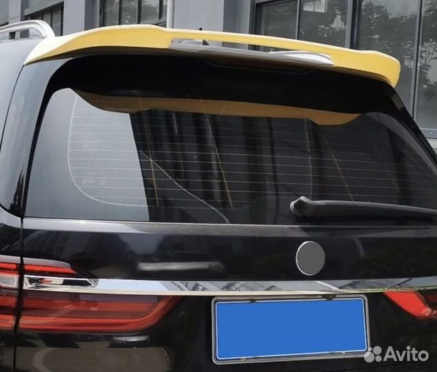 Верхний спойлер BMW X7 G07 rear spoiler