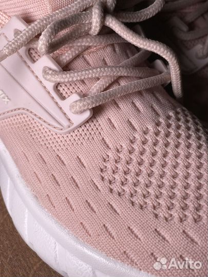 Кроссовки demix 32