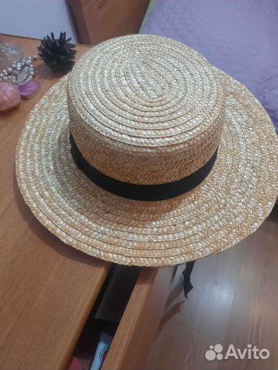 Шляпа женская соломенная