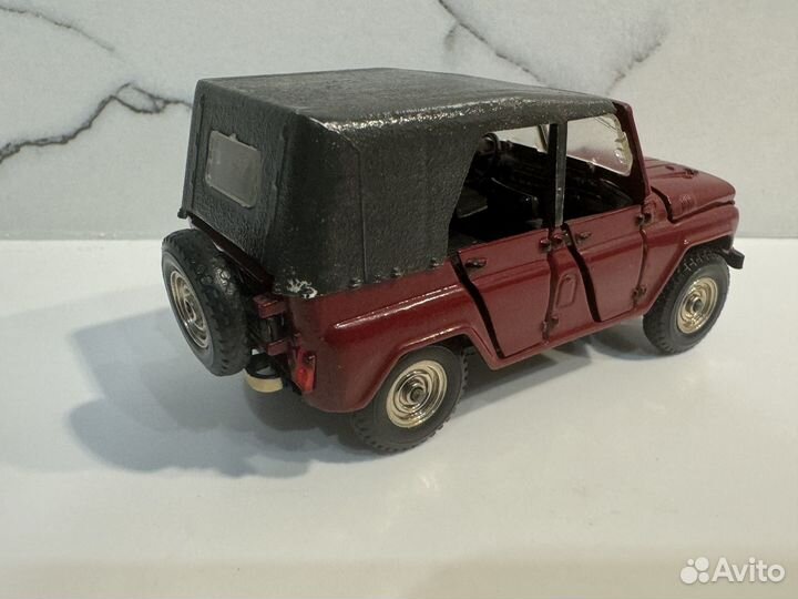 Модели автомобилей 1 43 СССР УАЗ 469 Рубиновый