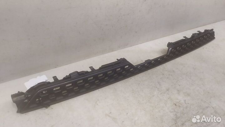 Молдинг решетки радиатора Mitsubishi Outlander 3