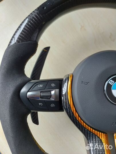 Руль BMW M4-Performance карбон + алькантара