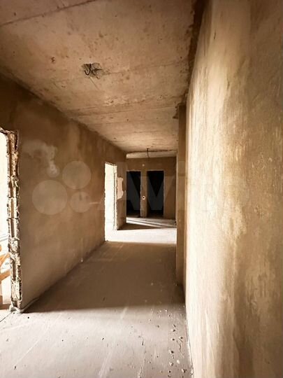 3-к. квартира, 76 м², 1/9 эт.