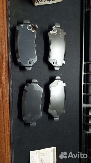 Продам колодки тормозные дисковые задние SP1536