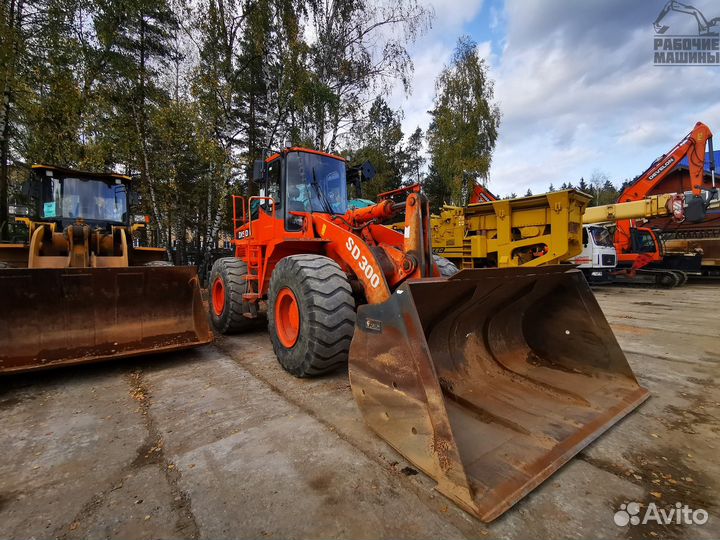 Фронтальный погрузчик DISD SD300, 2017