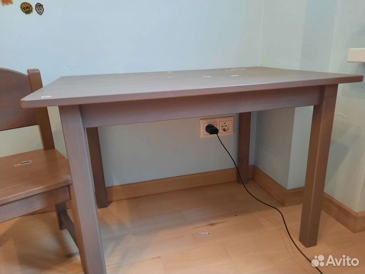 Детский стол и стул IKEA сундвик