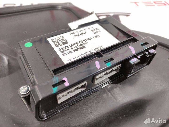 Модуль управления двери Tesla Model S 2015