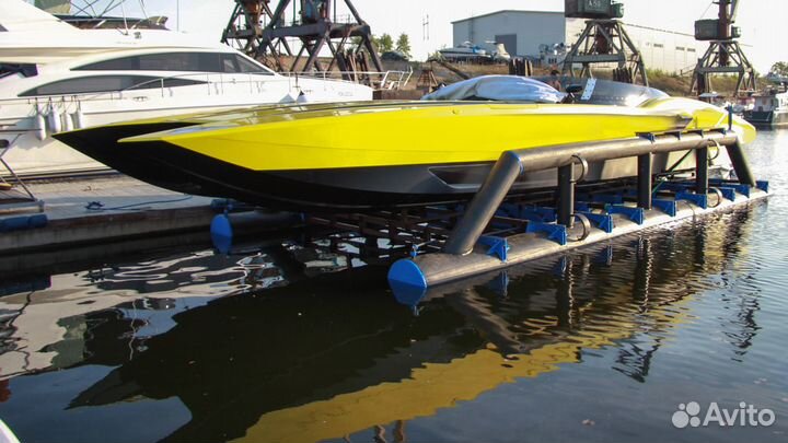 Понтон-подъемник для катеров (плавучий док)