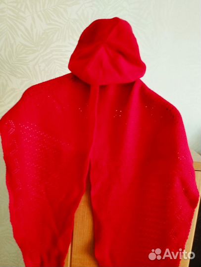 Берет с шарфом