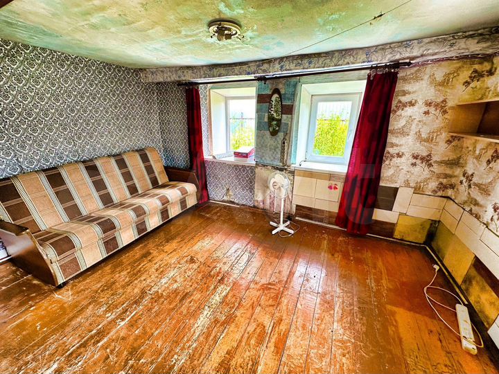 Дом 40 м² на участке 12 сот.