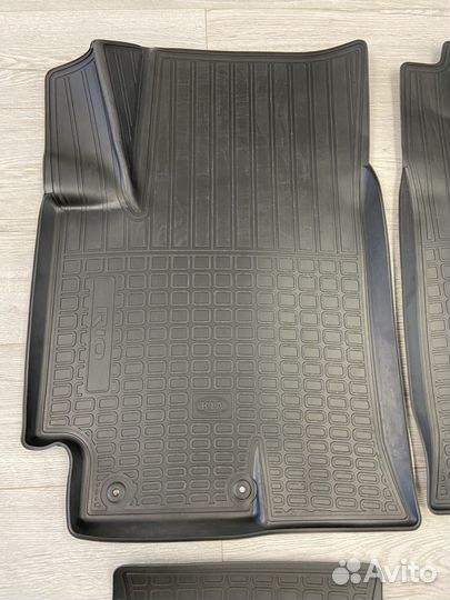Оригинальные резиновые ковры Kia Rio 4