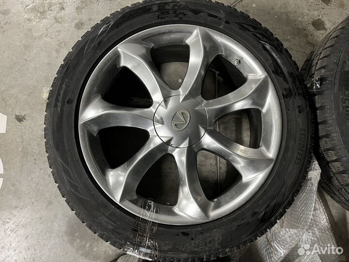 Диски infiniti r20 с зимней резиной toyo