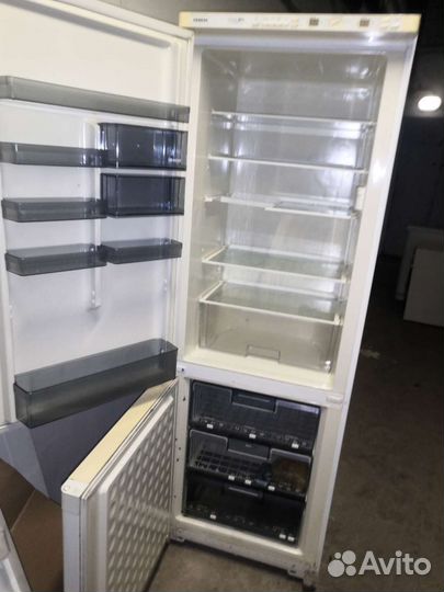 Холодильник Siemens по запчастям