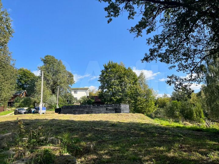 Участок 8 сот. (ИЖС)