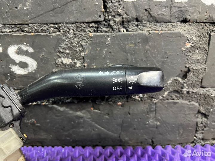 Подрулевой переключатель Nissan Vanette