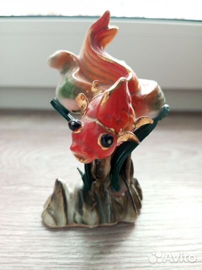 Разные сувениры фигурки