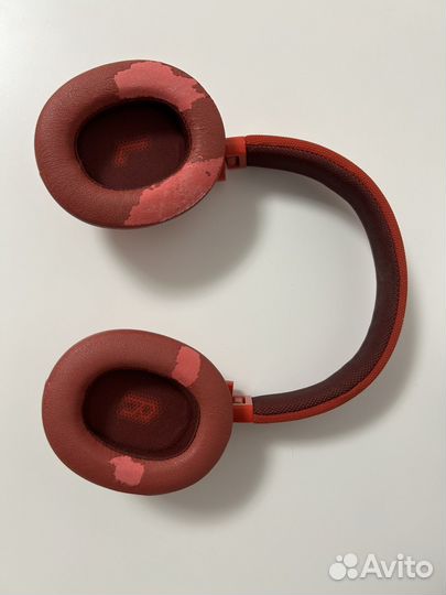 Беспроводные наушники JBL E55BT tred