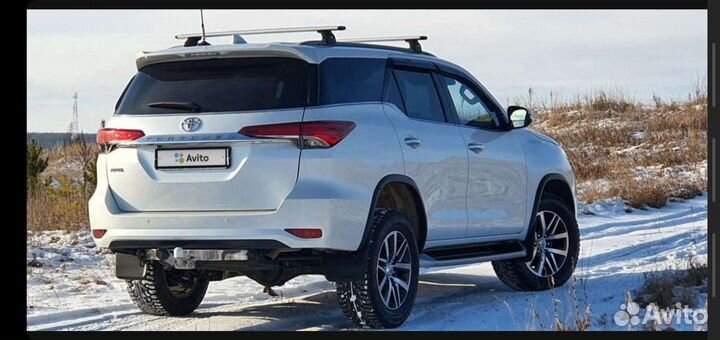Чехлы на пластик багажника toyota fortuner