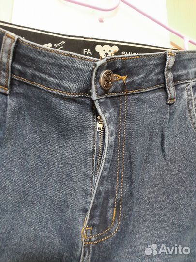 Джинсы новые